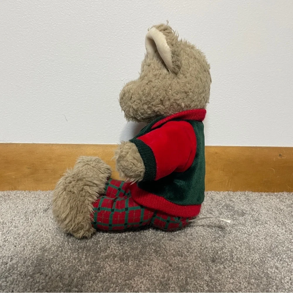 Toys R Us exclusive Christopher and and Holly bear‎